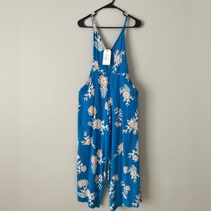 New with tags! Roxy size Small blue floral jumpsuit